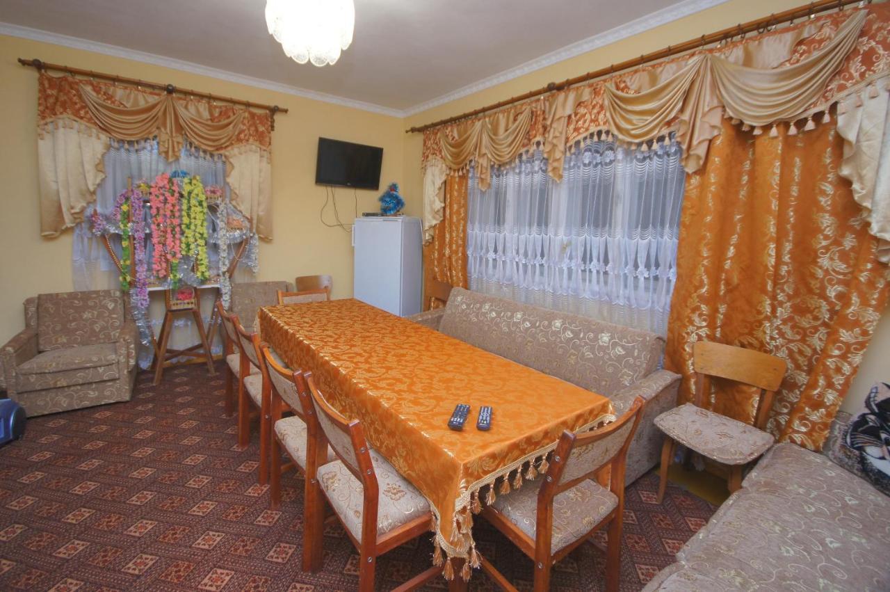 Аня Рома Hotel Lazeshchyna Exterior foto